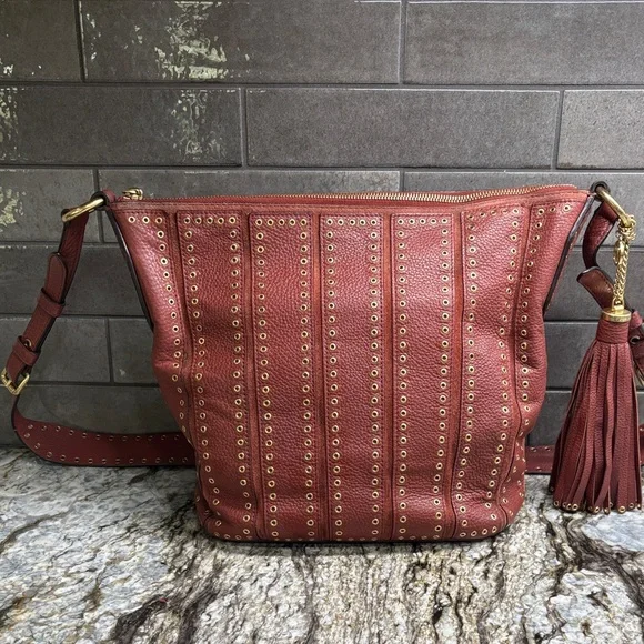 Michael Kors Brick Grommet Shoulder Bag - Picture 2 of 7